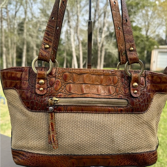 Brahmin Handbags - 5 Finger Discount Brahmin Vintage Brown and Tan Croc-Embossed Women's Bag